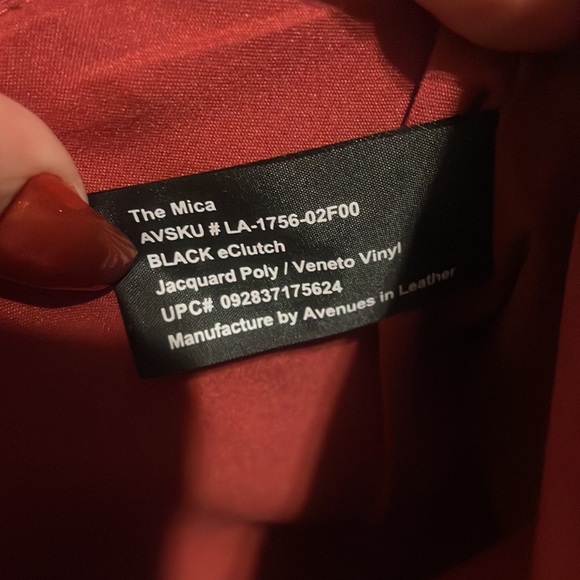 Allant black padded zippered tablet case / clutch / purse (8.5”x11”) - Picture 4 of 6